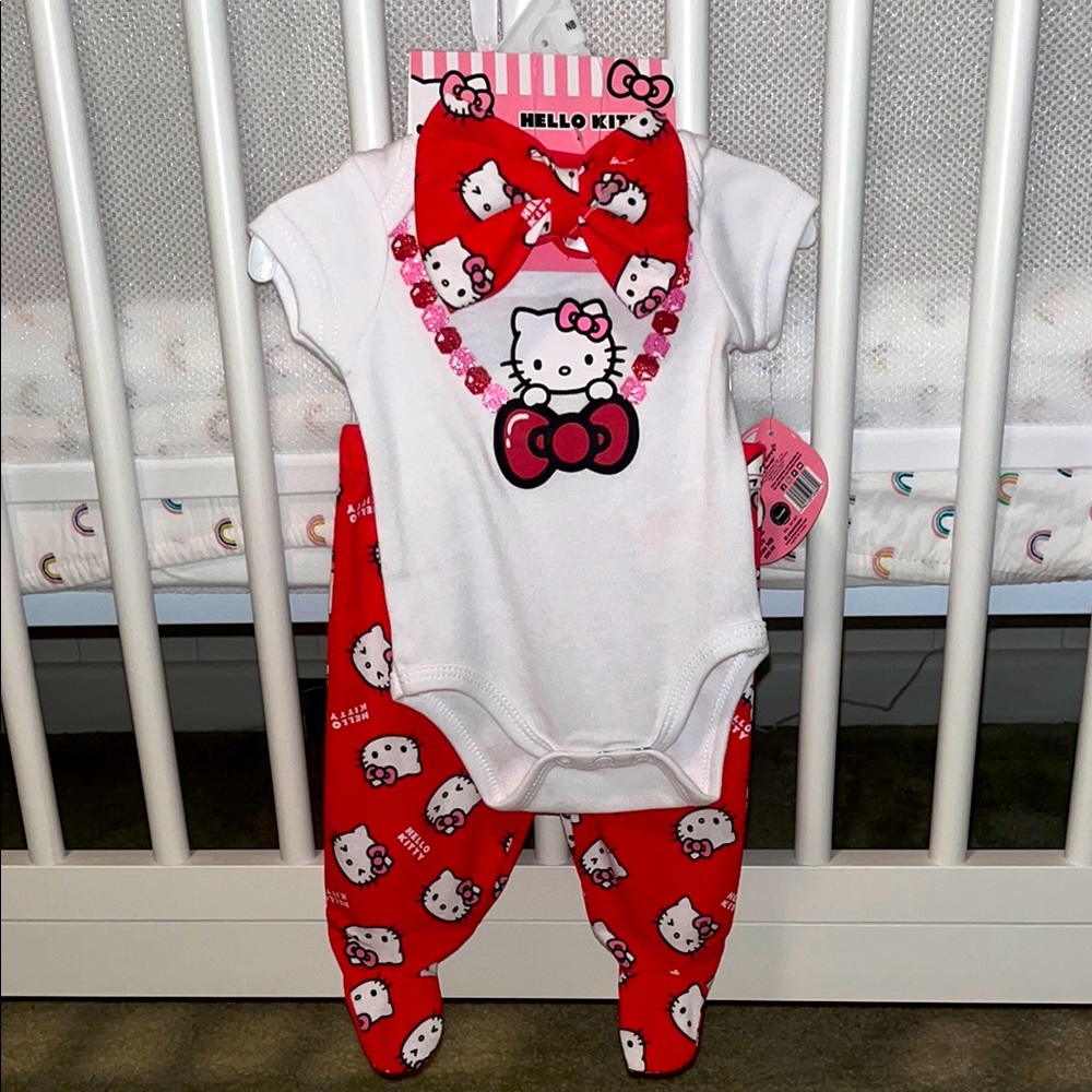 Hello Kitty Red and White 3pc Set